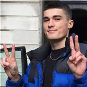 Etudiant en école de commerce assez polyvalent